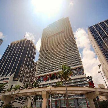 Luxury Apartments At 50 Biscayne Miami Exteriör bild