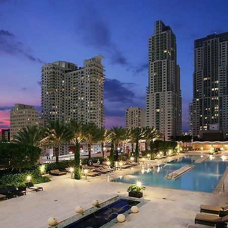 Luxury Apartments At 50 Biscayne Miami Exteriör bild